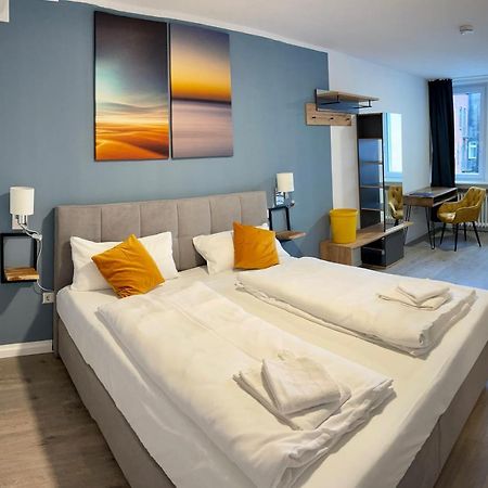 Aparthotel Neumuenster City Екстериор снимка