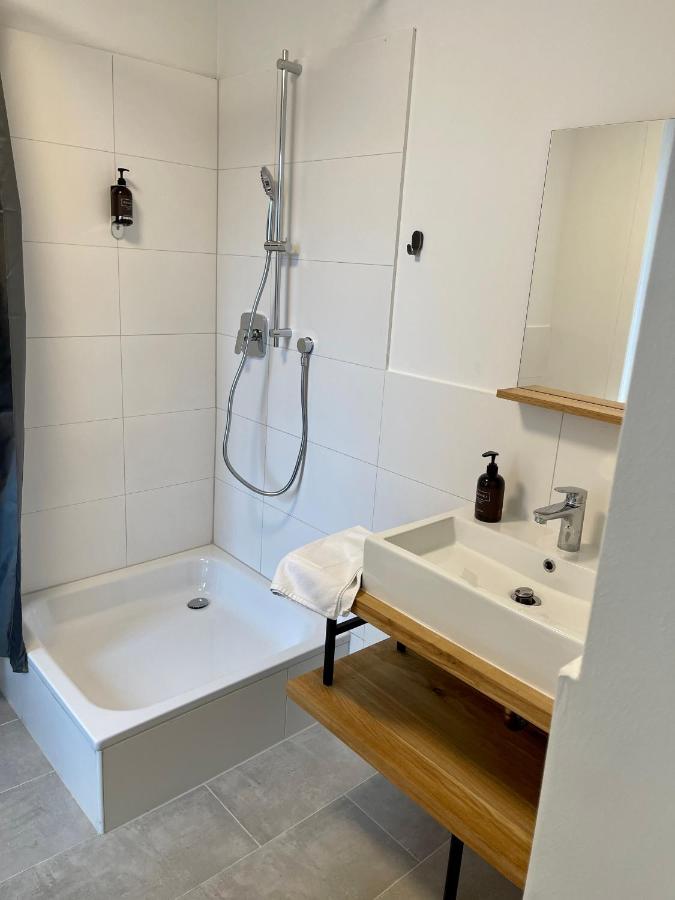 Aparthotel Neumuenster City Екстериор снимка