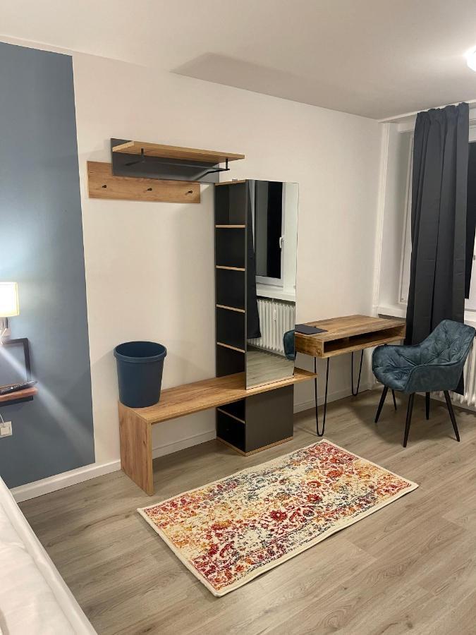 Aparthotel Neumuenster City Екстериор снимка