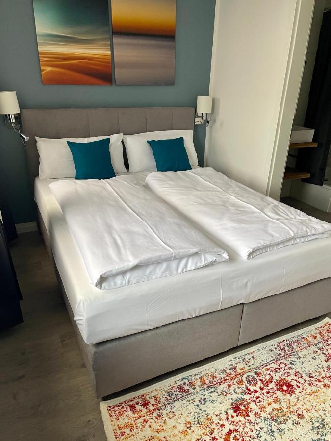 Aparthotel Neumuenster City Екстериор снимка