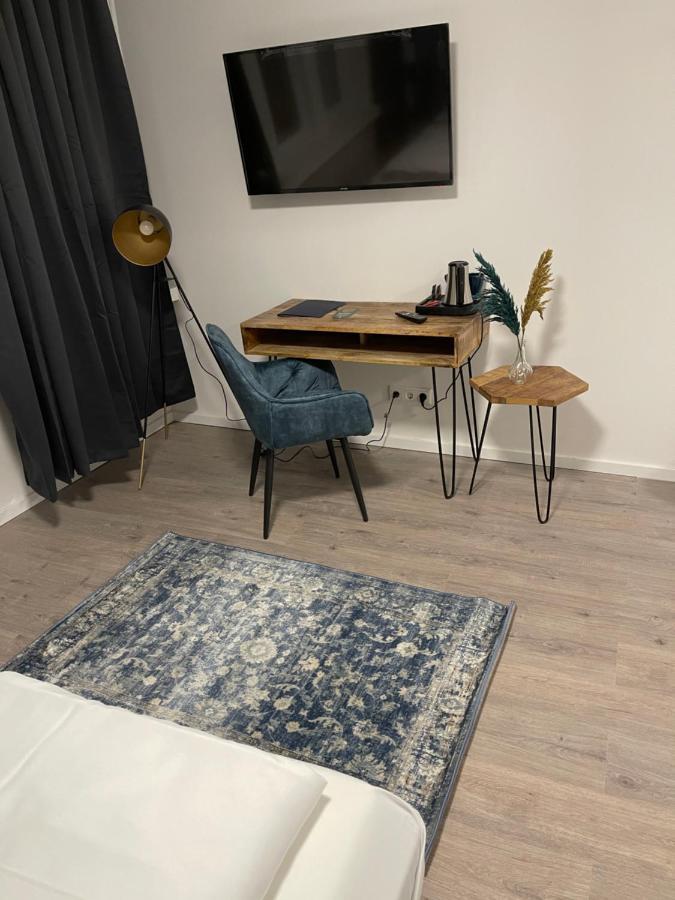 Aparthotel Neumuenster City Екстериор снимка